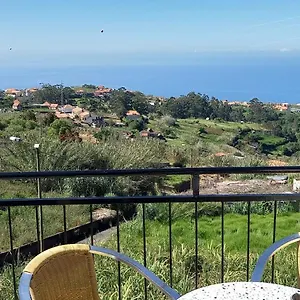 View Сasa de vacaciones Ponta do Sol (Madeira)