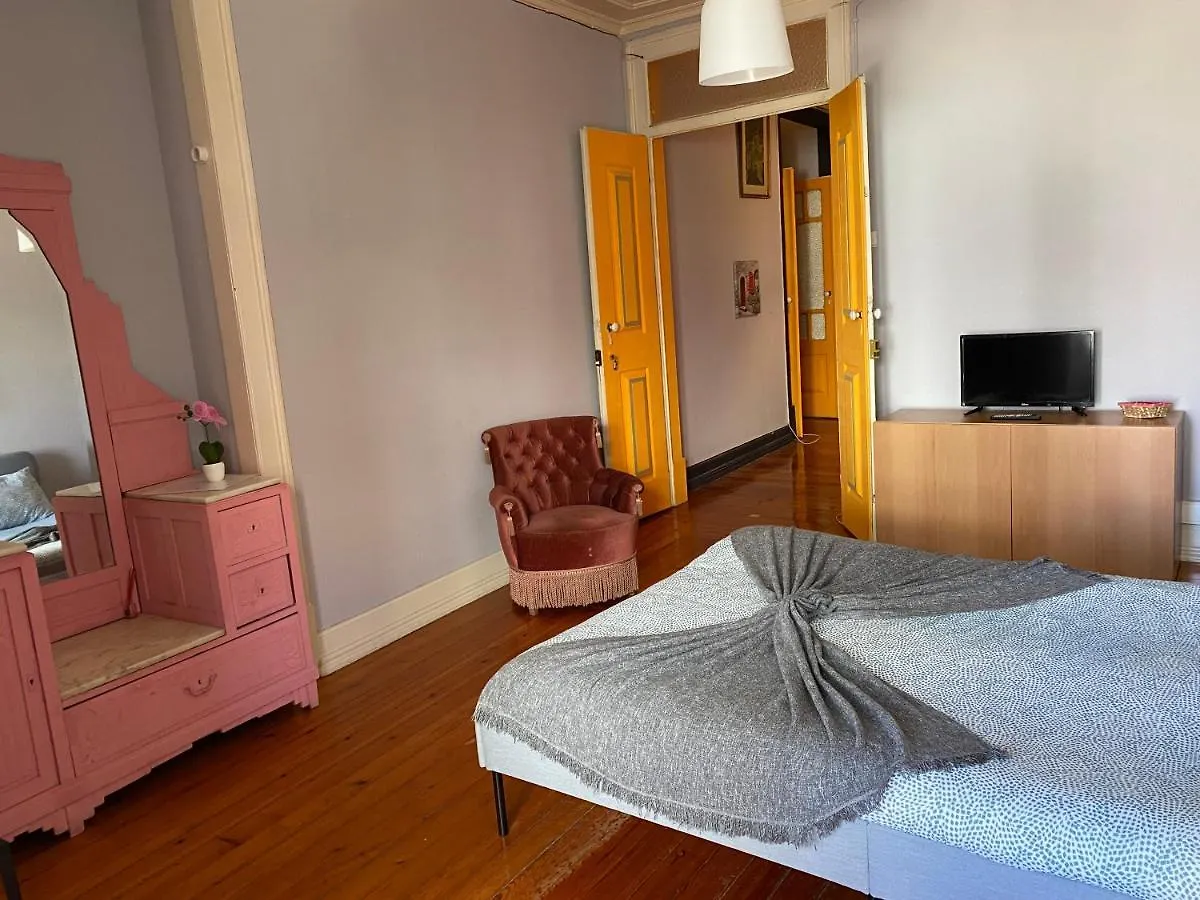 Faroway Hostel Faro