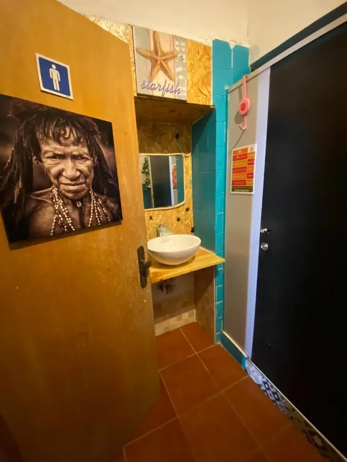 Faroway Hostel Portugal